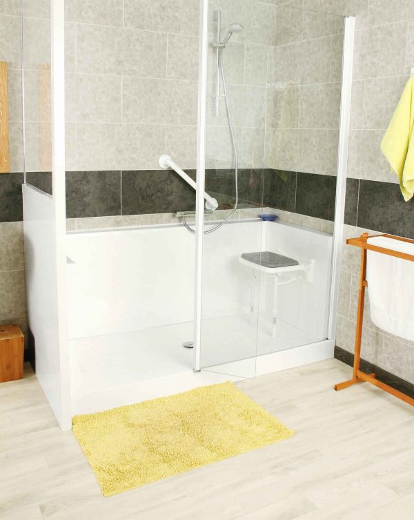 installation d'une douche sur mesure senior bains