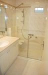Douche Senior Access avec siège de douche rabattable